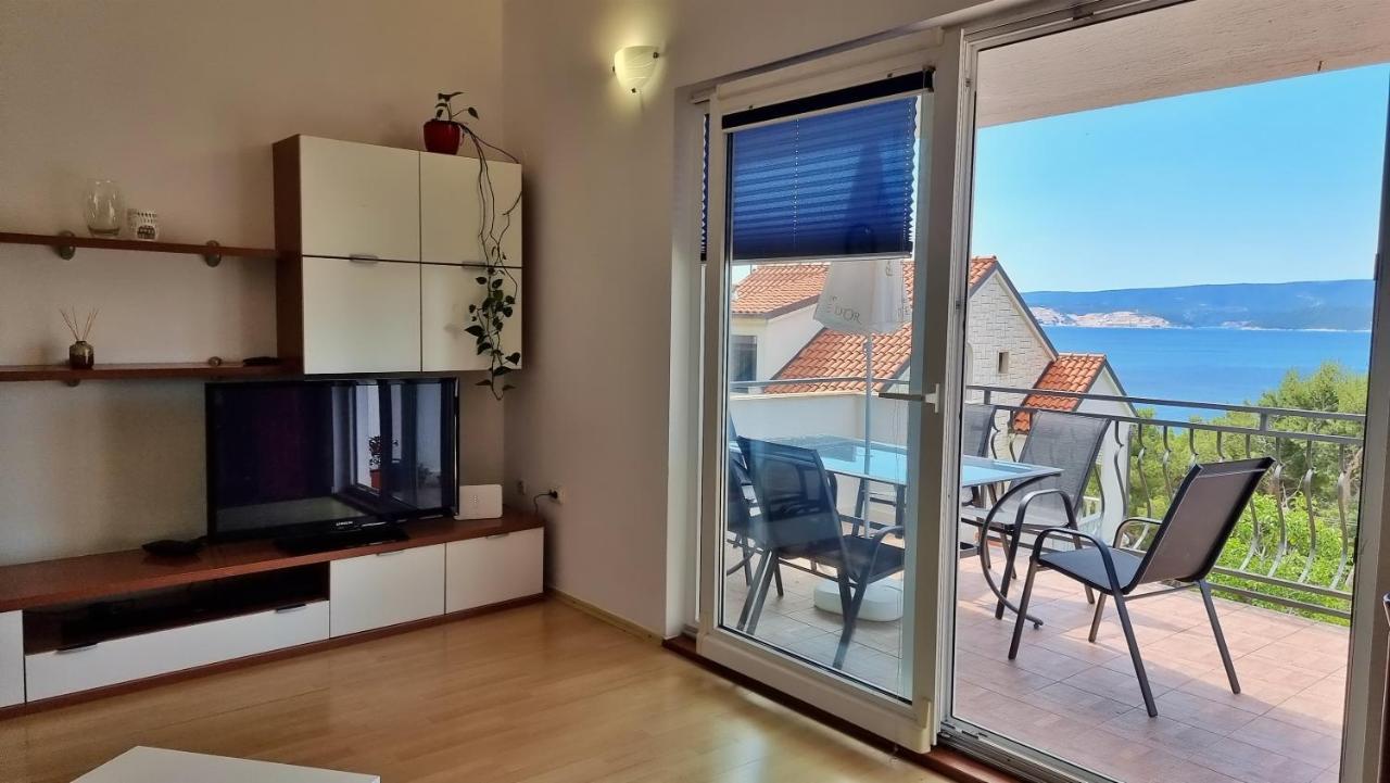 Apartments Gajo Omis Exterior photo