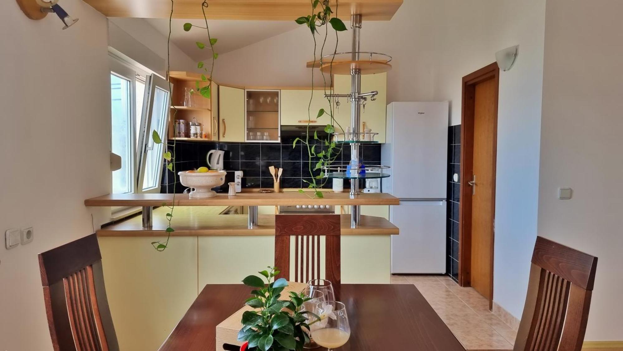 Apartments Gajo Omis Room photo